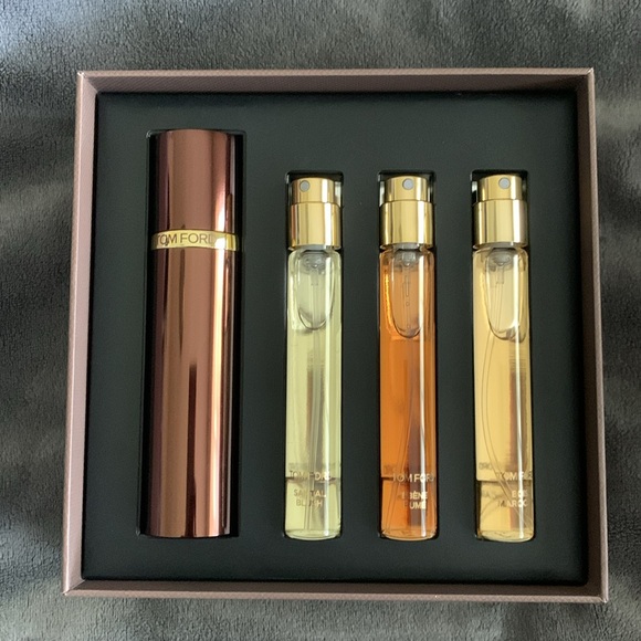 Tom Ford Wood Set - Picture 3 of 5